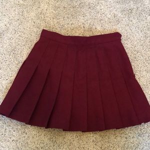 American Apparel Tennis Skirt in Burgundy